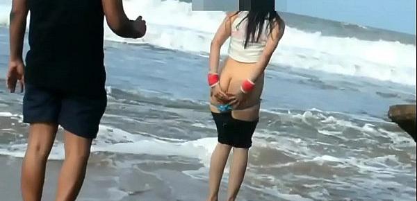  Farhana R real life desi couple fucking at beach